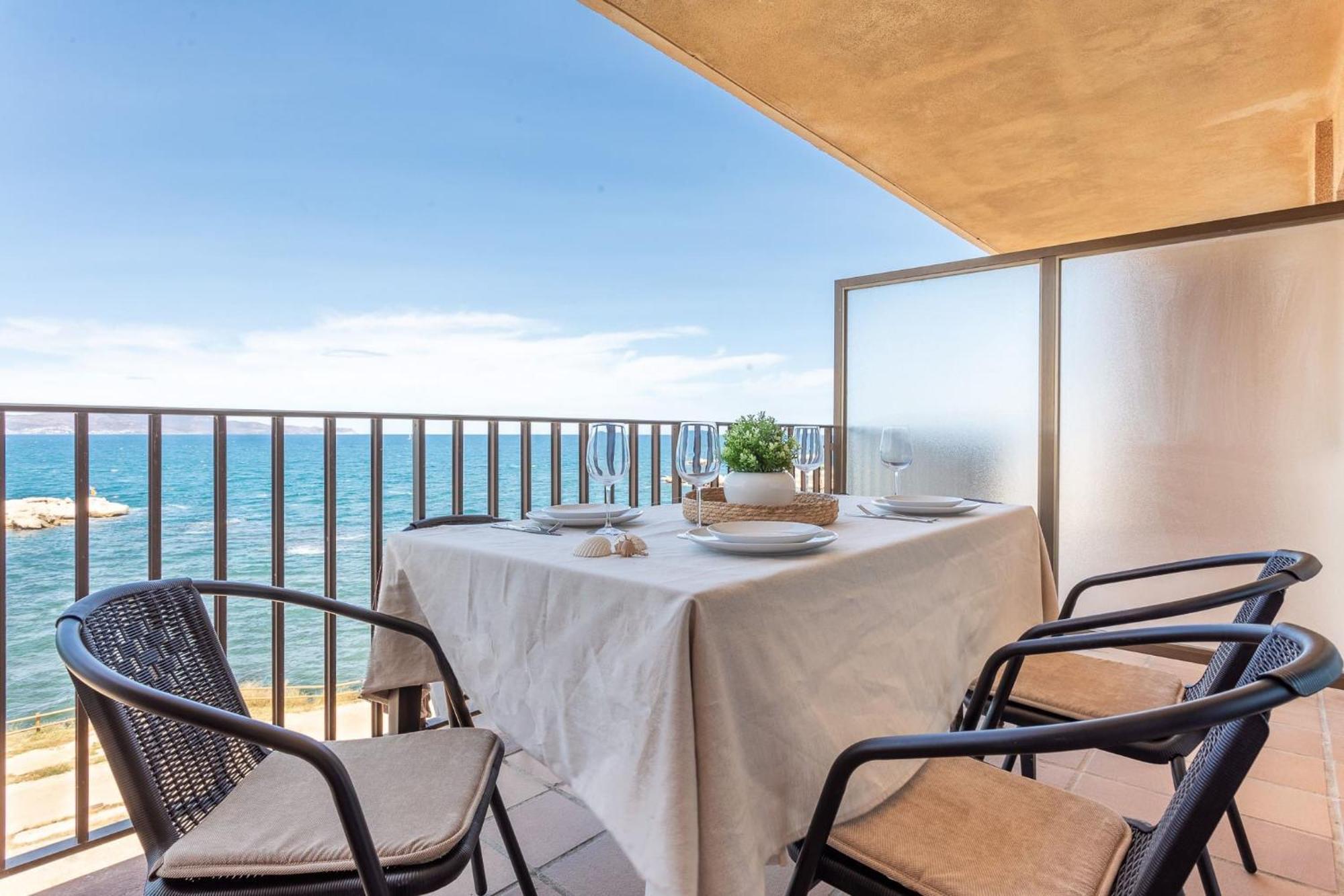 Apartamento El Capitan L' Escala Kültér fotó