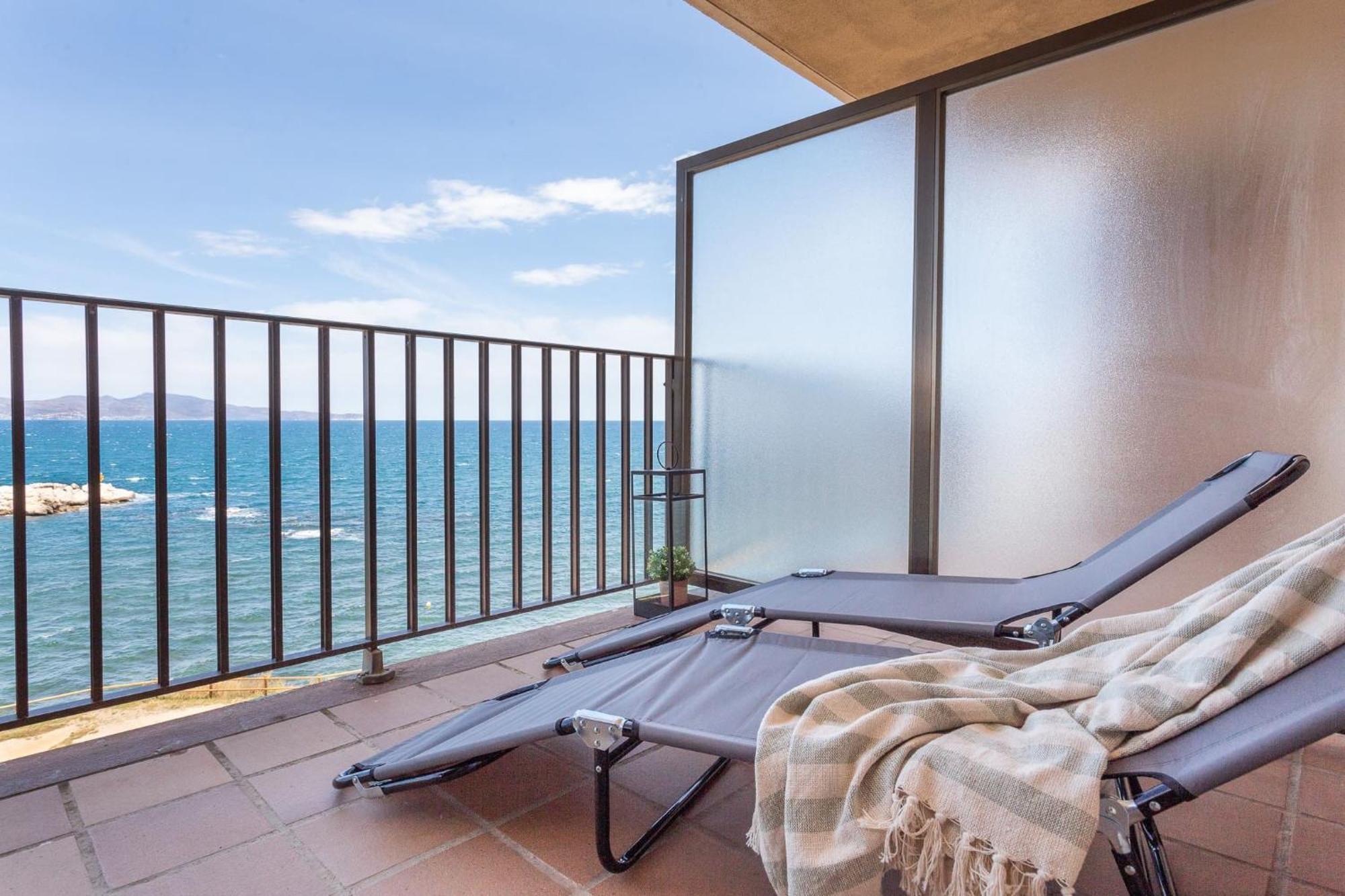 Apartamento El Capitan L' Escala Kültér fotó